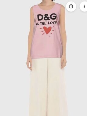 D&G Light Pink Graphic Heart Tank Motive Crewneck Top